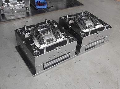 汽車內(nèi)飾模具設(shè)計