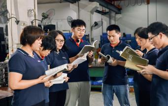 銘洋宇通精密注塑模具廠針對讀書一事的感受分享！